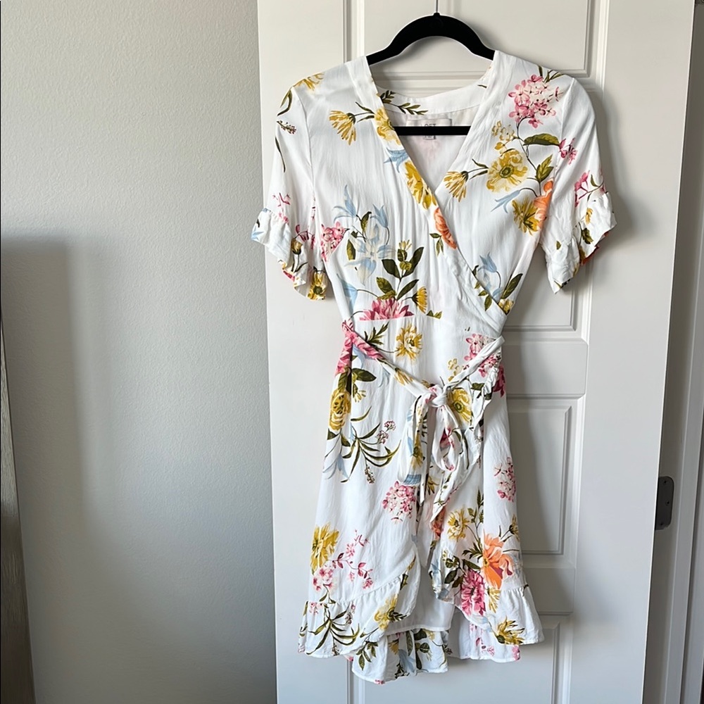 LOFT White and Pink V-Neck Flutter Sleeve Midi Dress